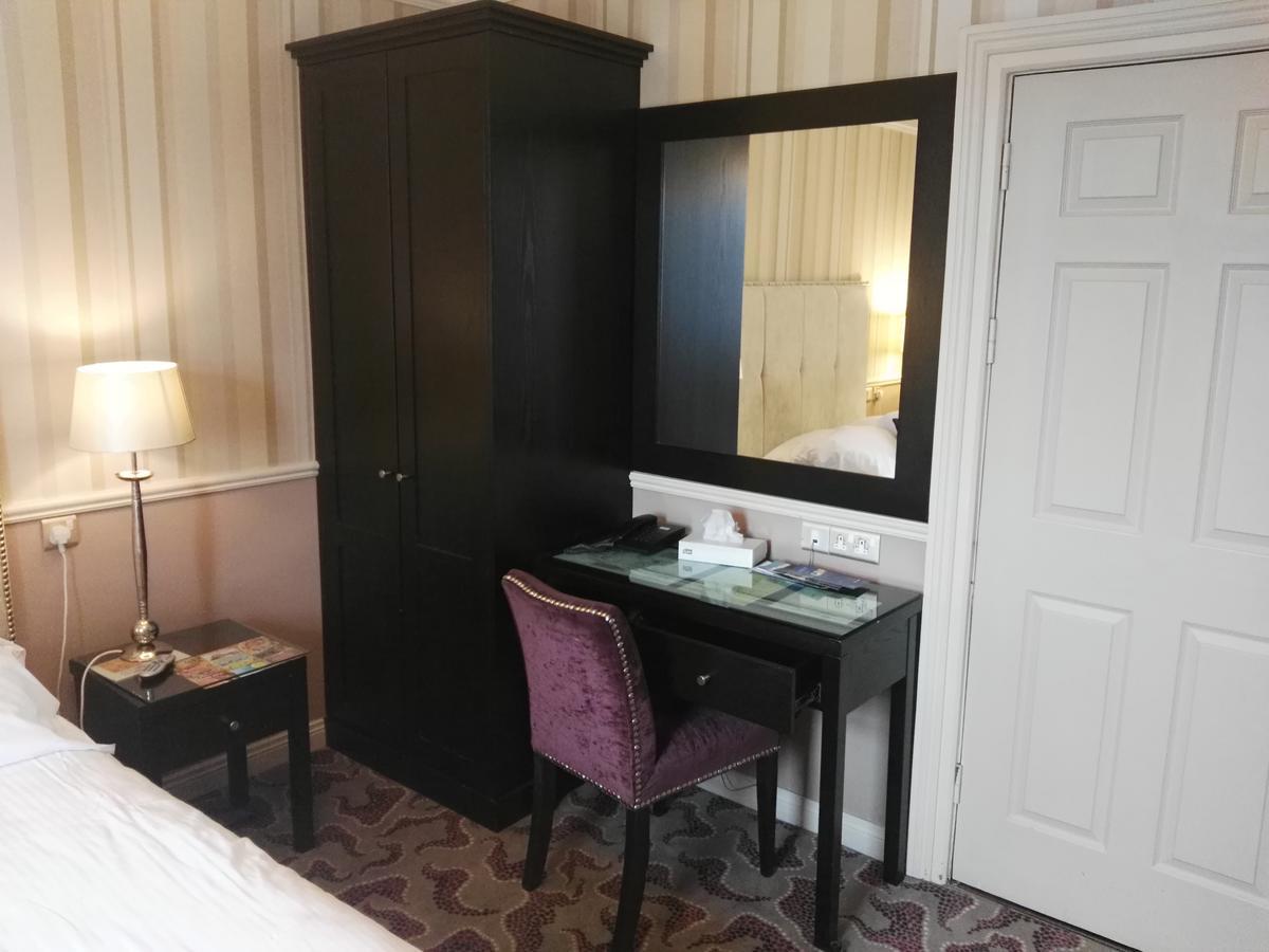 Naas Court Hotel 外观 照片