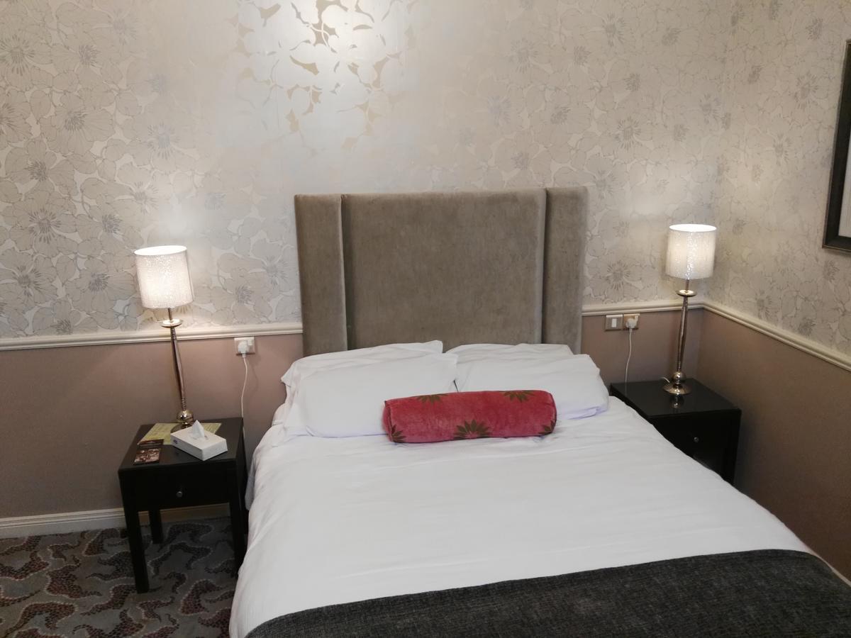 Naas Court Hotel 外观 照片