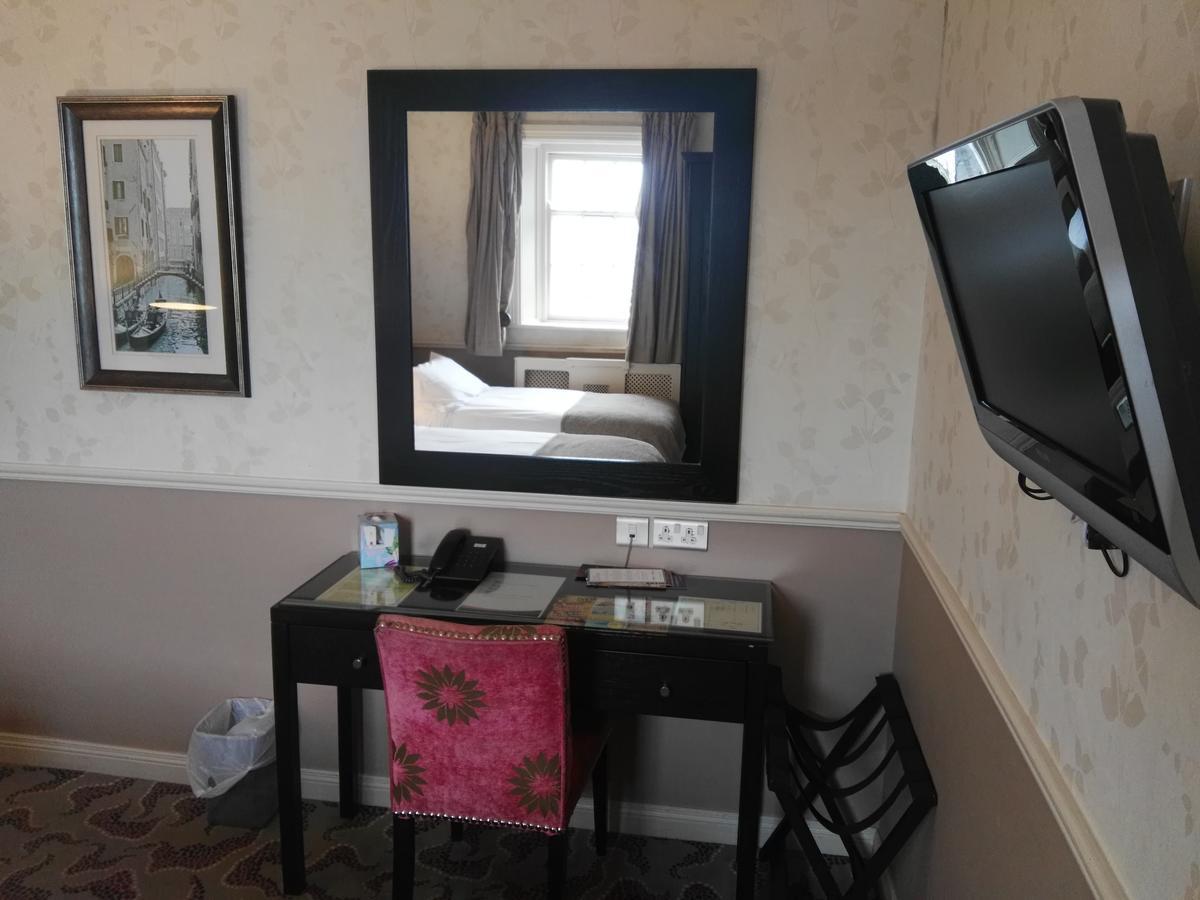 Naas Court Hotel 外观 照片
